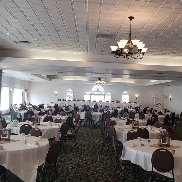 Deer Valley Lodge and Golf