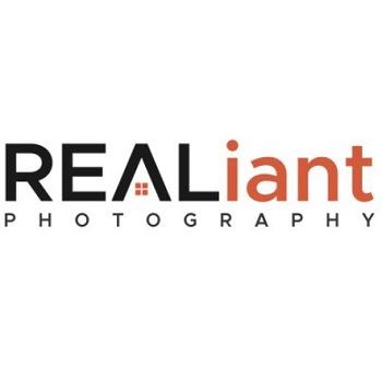 REALiant Photography