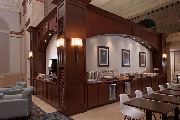 SpringHill Suites Baltimore Inner Harbor