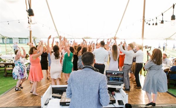 Rusch Entertainment Weddings R Us-TC