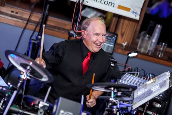 Rusch Entertainment Weddings R Us-TC