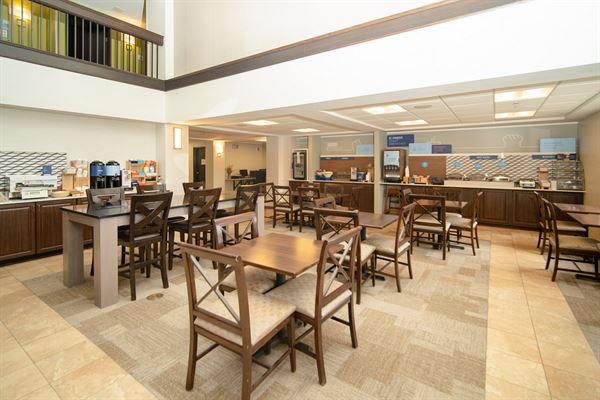 Holiday Inn Express Houghton-Keweenaw