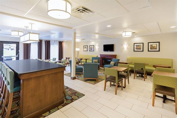 Holiday Inn Express Princeton/I-77