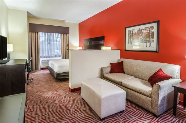 Holiday Inn Express & Suites Vinita