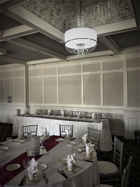 Samuel's Grande Manor