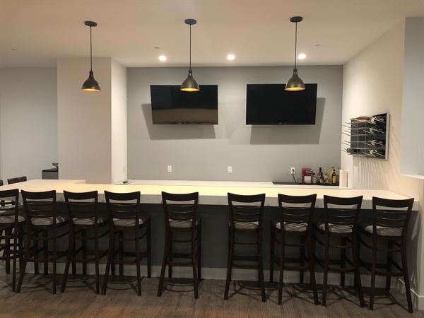 Lauren's Lounge at Holman Building