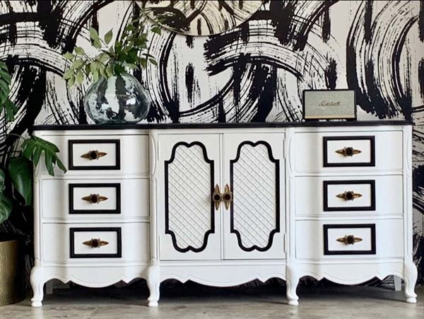 Custom Made Creative LA