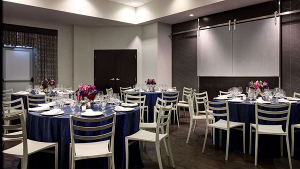 Hyatt Place Arlington Courthouse