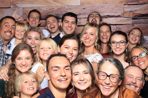 BoothMeUp LV - Futuristic Photo & Video Experiences