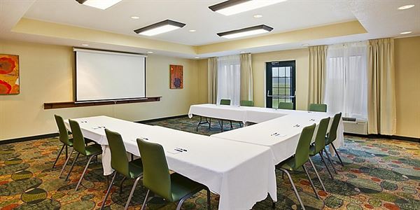 Holiday Inn Express & Suites Bryan-Montpelier