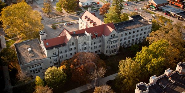 Eastern Illinois University Camps & Conferences Services