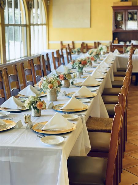 Mezza Luna Restaurant