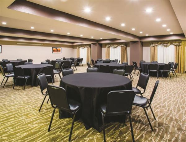 La Quinta Inn & Suites Russellville