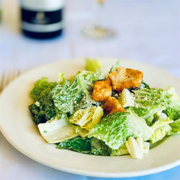 Mezza Luna Restaurant