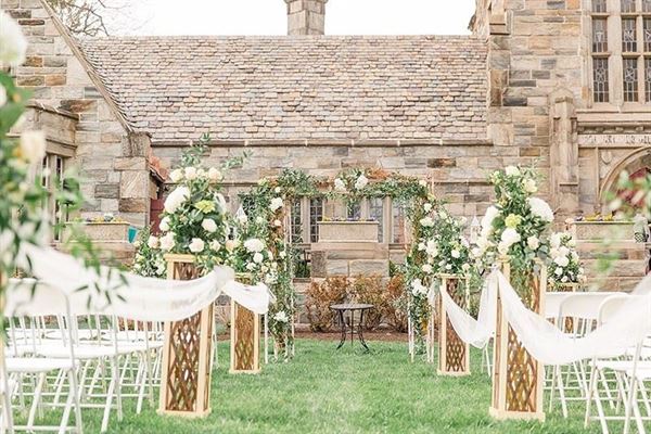 Merion Tribute House