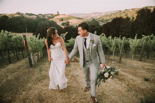 The Highlands Estate - Barn and Vineyard venue