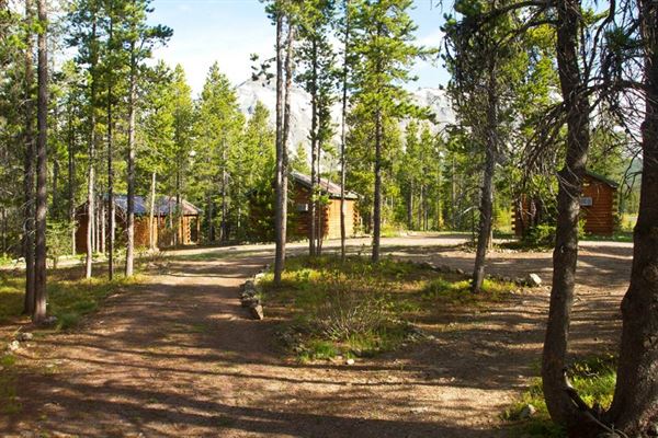 Summit Mountain Lodge and Steakhouse