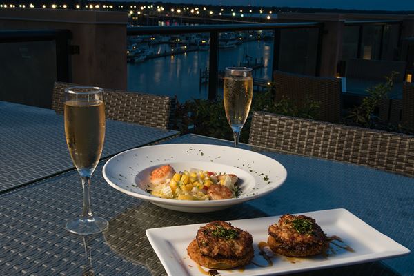 Hilton Garden Inn Charleston Waterfront/Downtown