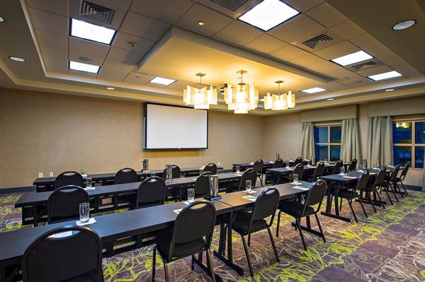 Hilton Garden Inn Charleston Waterfront/Downtown