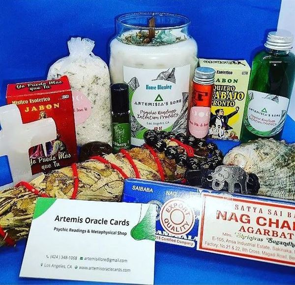 Artemisia's Lore / Artemis Oracle Cards