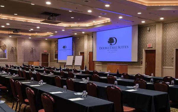 DoubleTree Suites by Hilton Hotel Mt. Laurel