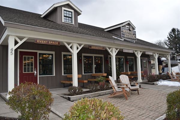 Neutral Ground on the Canal