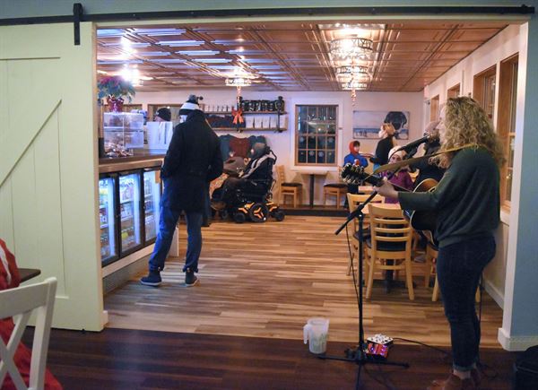 Neutral Ground on the Canal