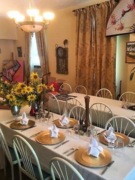 Elkhorn Inn & Theatre