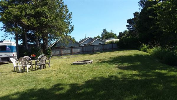 The Uptown Popup Event Center