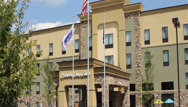 Hampton Inn and Suites Stroudsburg Pocono Mountains