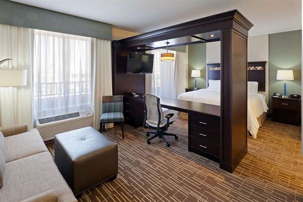Hampton Inn & Suites Denver/Airport-Gateway Park