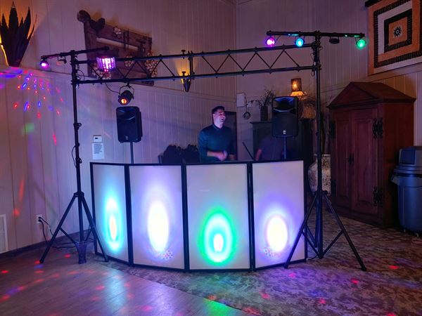 Justin Hedberg Entertainment Photo Booth