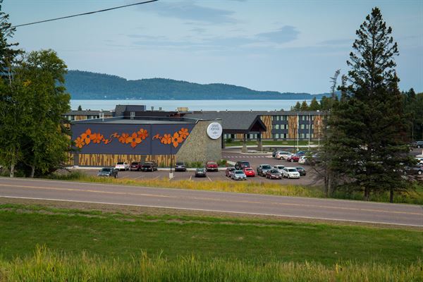 Grand Portage Lodge & Casino
