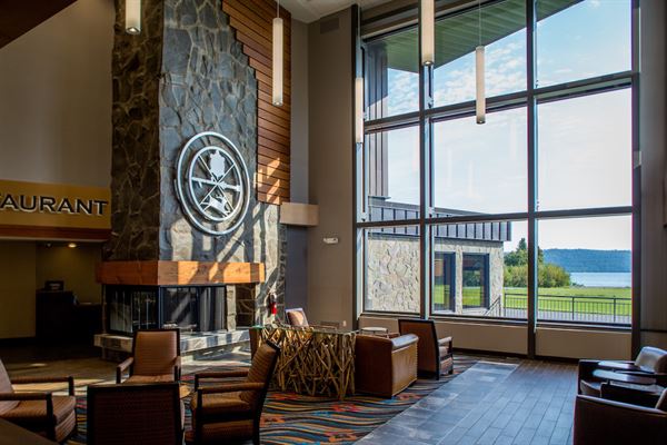 Grand Portage Lodge & Casino