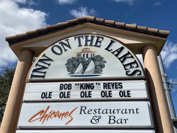 Inn On The Lakes