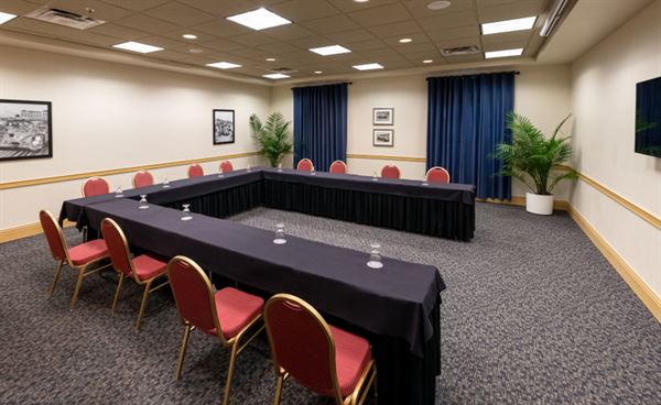 Seven Sebring Raceway Hotel