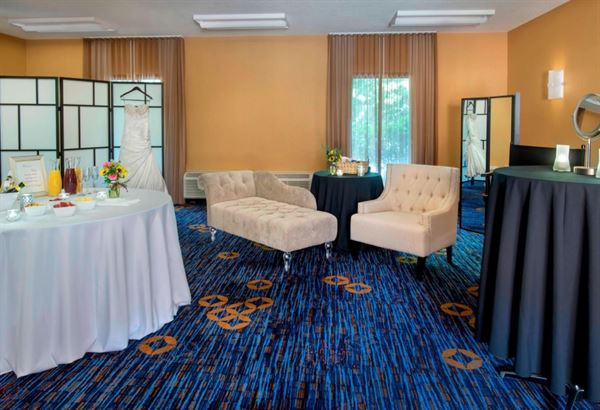 Courtyard Boston Andover