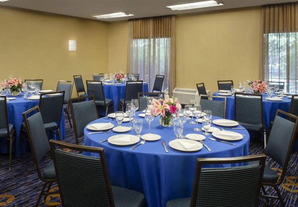 Courtyard Boston Andover