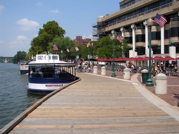 Capitol River Cruises