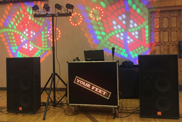 Too Hot To Stop DJ & Photo Booth Entertainment