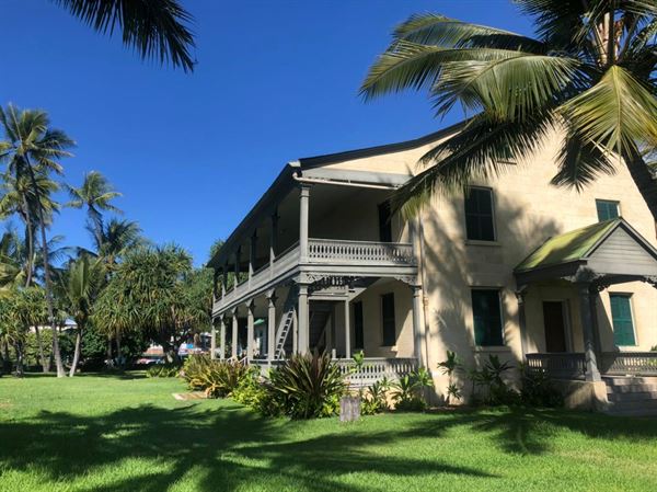 Hulihe'e Palace - The Daughters of Hawai'i