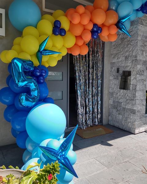 Arts & Crafts Party Decor