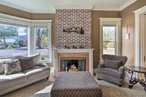 The Royal Gorgeous Home