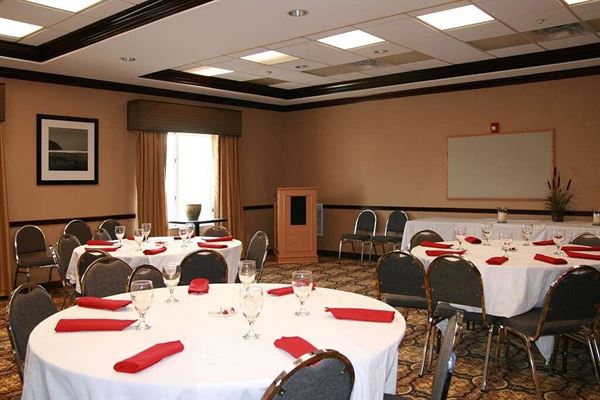 Hampton Inn & Suites by Hilton