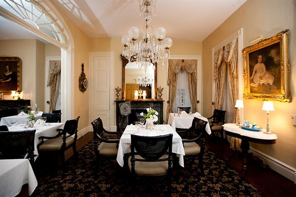 Monmouth Historic Inn