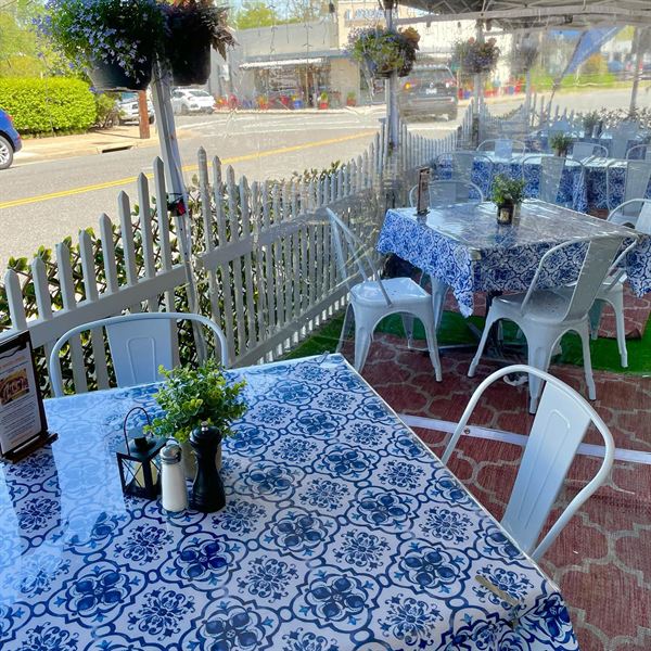 Ramparts Tavern And Grill