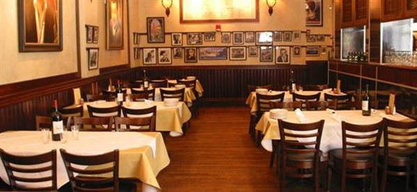 Carmine's Restaurant