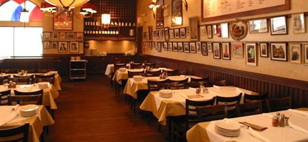 Carmine's Restaurant