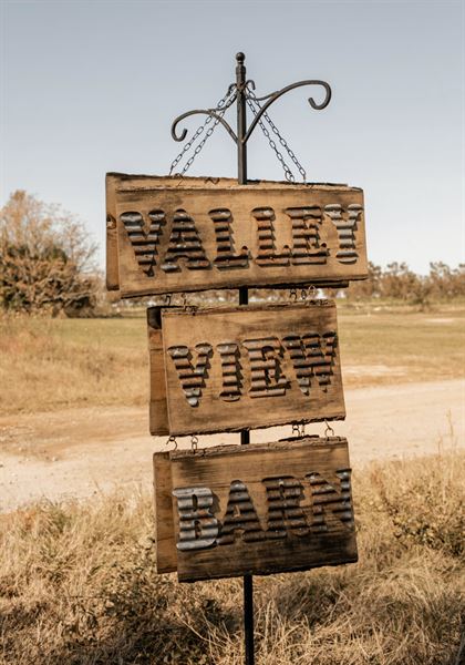 Valley View Barn