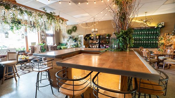 Magnolia Wine Garden